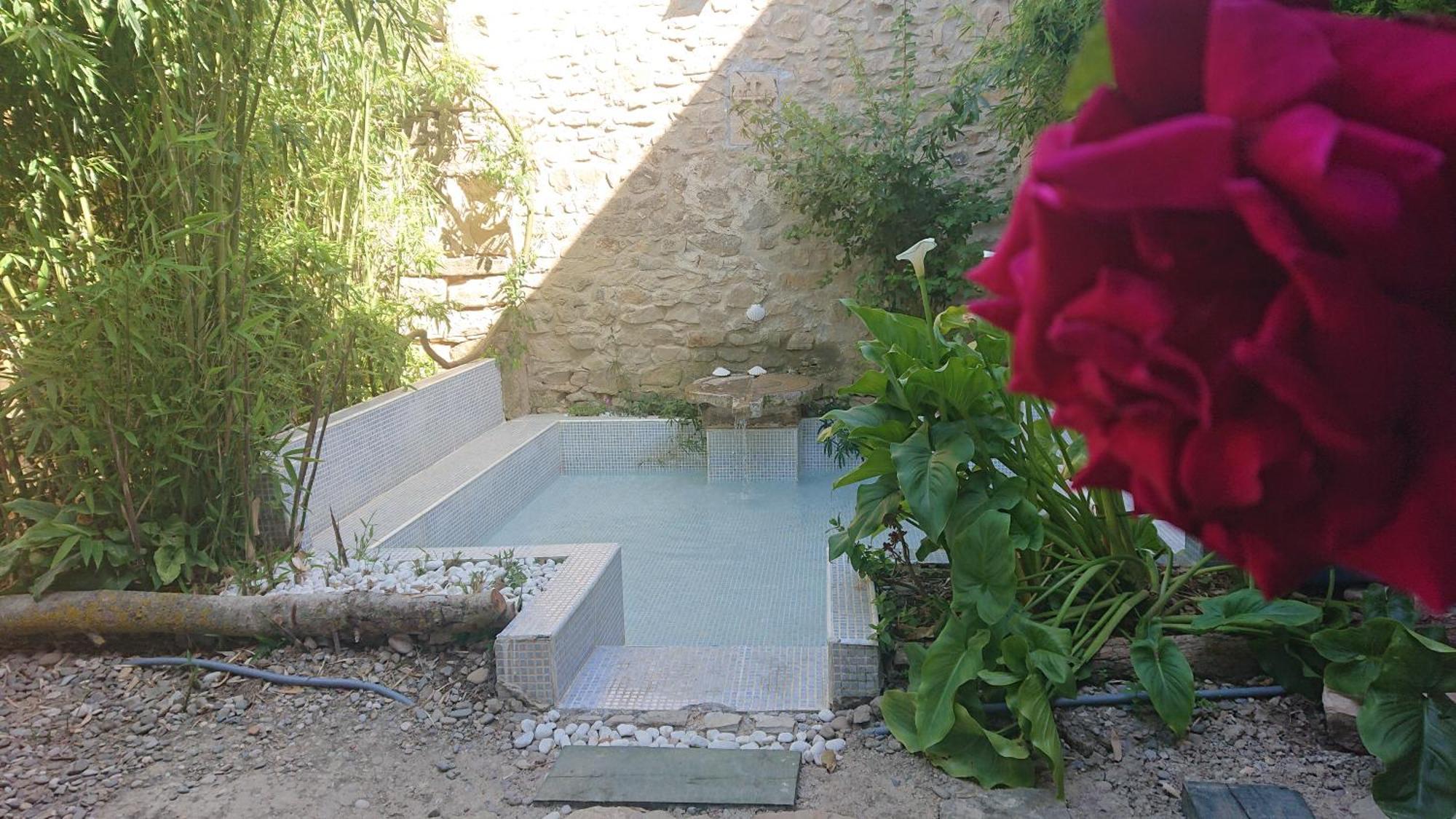 Albergue Sansol - El Oasis Del Camino Frances - Exclusivo Para Peregrinos Экстерьер фото