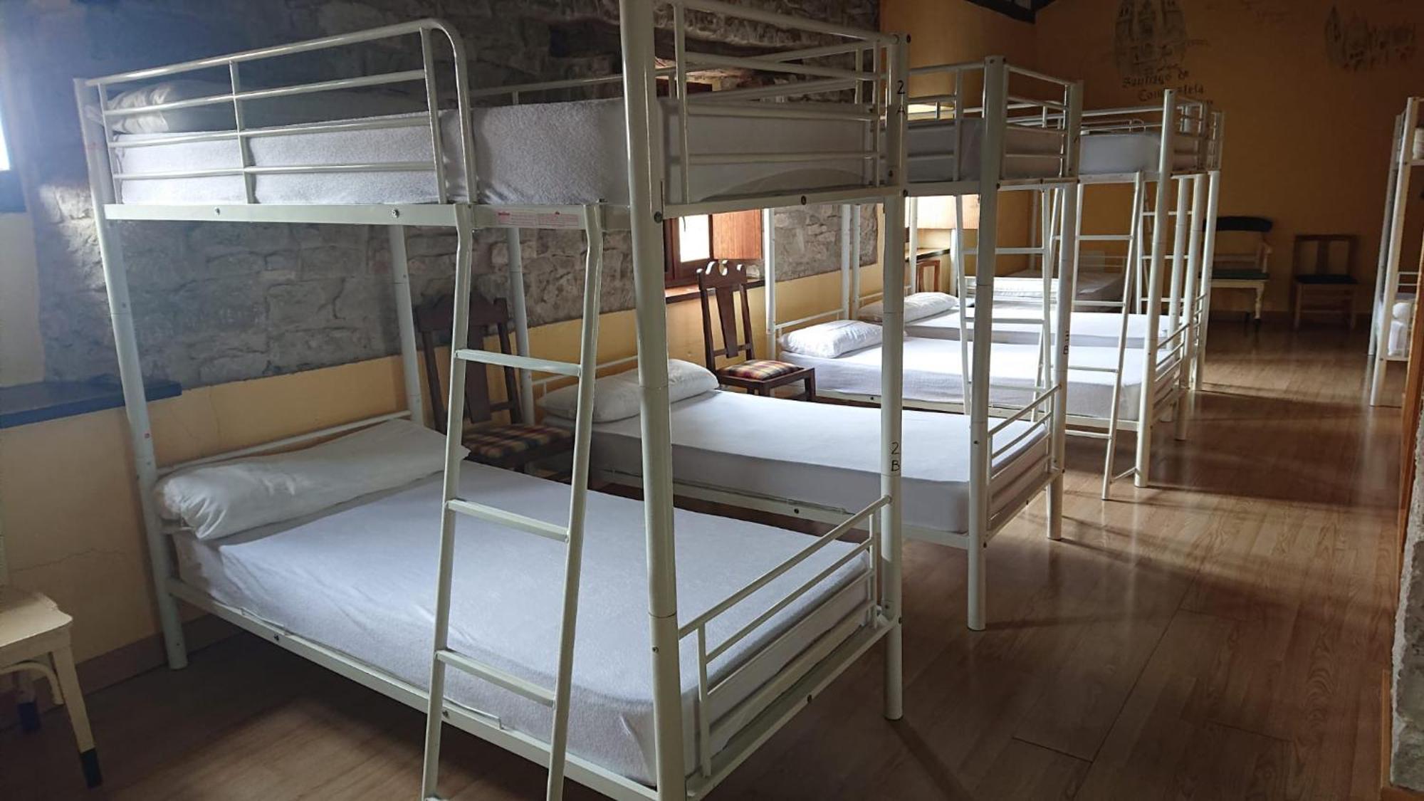 Albergue Sansol - El Oasis Del Camino Frances - Exclusivo Para Peregrinos Экстерьер фото